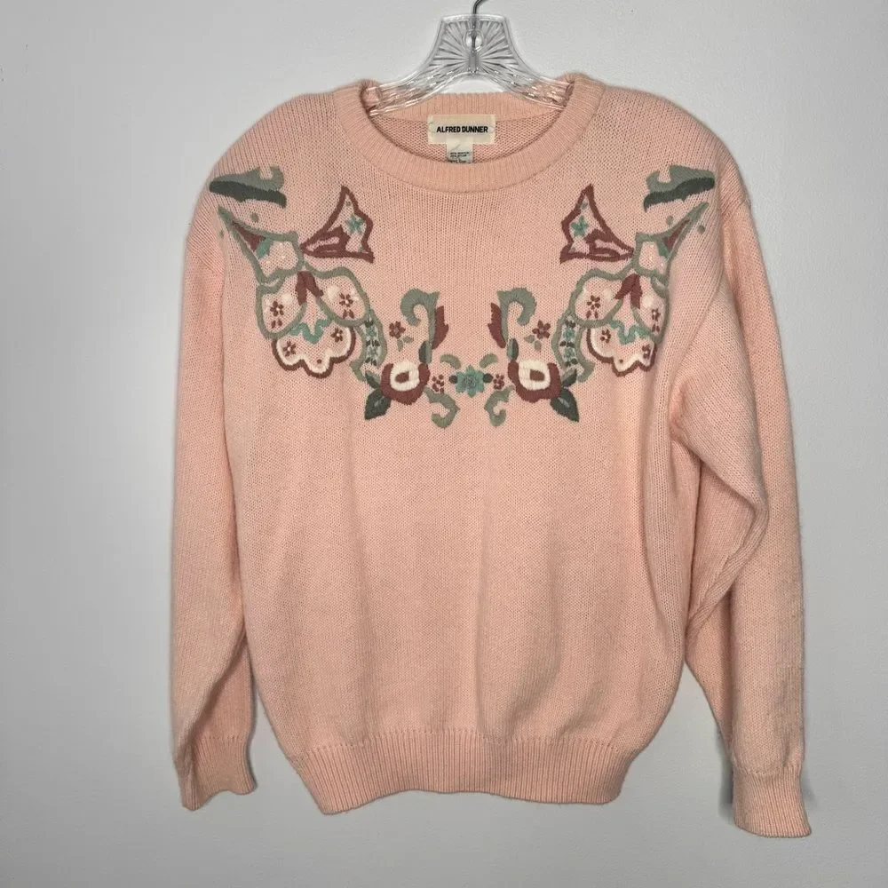 Vintage Alfred Dunner sweater with embroidery size large